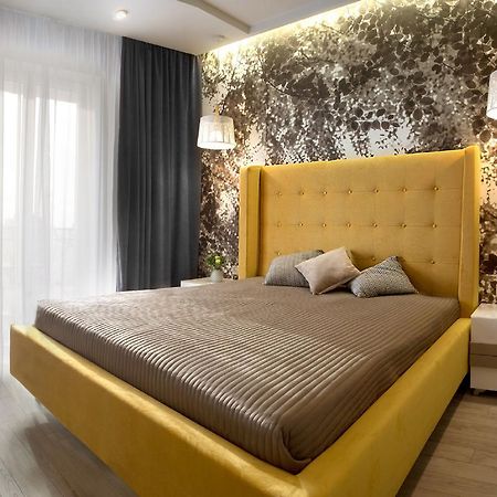 Sunny Belle Apartments โอเดสซา ภายนอก รูปภาพ